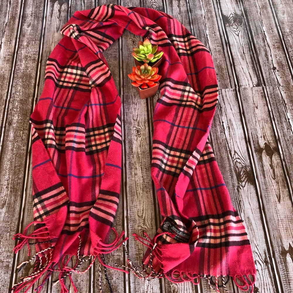 100%Cashmere  Italy Design women’s scarf